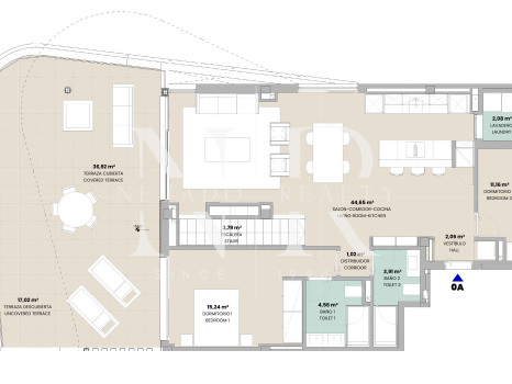 Apartamento en Elviria con amplio jardín y terrazas en venta