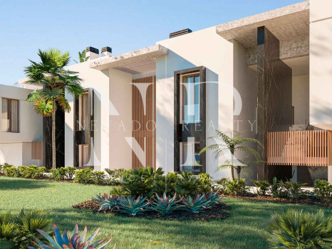 Ático en Elviria con solárium y piscina privada en venta