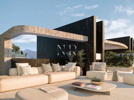 Penthouse à Elviria avec solarium et piscine privée à vendre