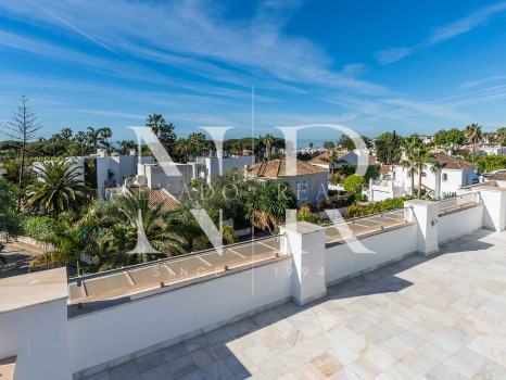 Villa en Urbanización Casablanca junto a la playa en venta