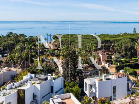 Villa en Urbanización Casablanca junto a la playa en venta