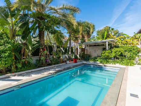 Beach side villa in the Casablanca residential complex for sale