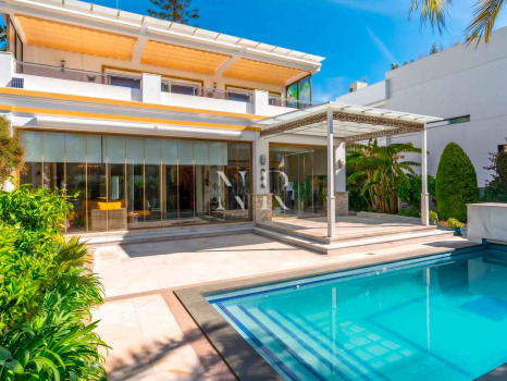 Beach side villa in the Casablanca residential complex for sale
