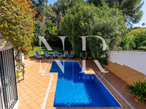 Villa in Marbella Hill Club for sale