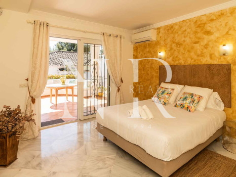 Villa in Marbella Hill Club for sale