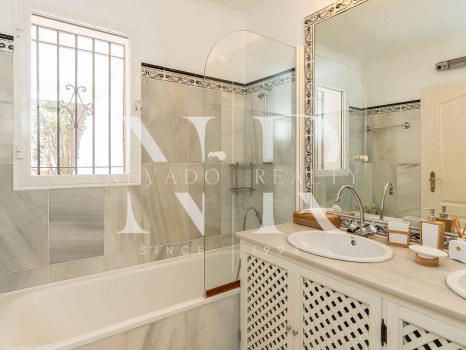 Villa in Marbella Hill Club for sale