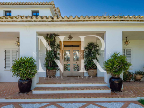 Villa en Aloha, Nueva Andalucía, en venta