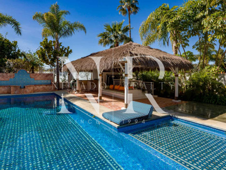 Villa en Aloha, Nueva Andalucía, en venta