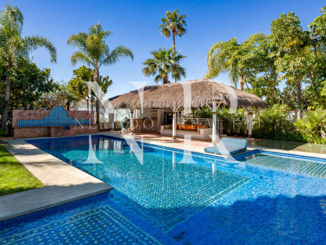 Villa en Aloha, Nueva Andalucía, en venta