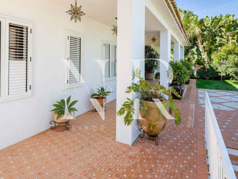 Villa en Aloha, Nueva Andalucía, en venta