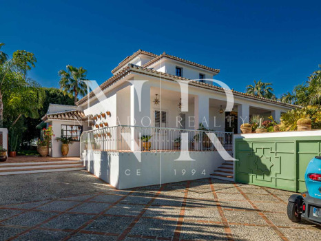 Villa en Aloha, Nueva Andalucía, en venta