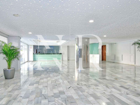 Apartamento en Marbella centro junto a la playa a la venta