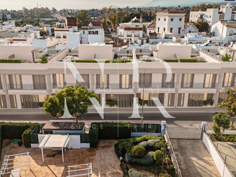 Adosada en San Pedro en lado playa en venta