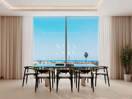 Apartment for sale in San Pedro de Alcántara, beachside