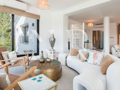 Villa à Guadalmina en première ligne de golf à vendre