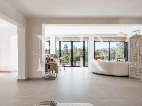 Villa à Guadalmina en première ligne de golf à vendre