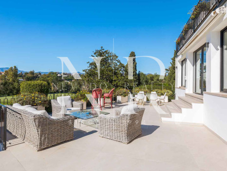 Villa à Guadalmina en première ligne de golf à vendre