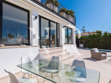 Villa à Guadalmina en première ligne de golf à vendre