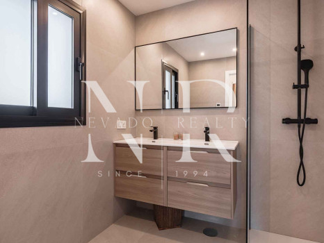 Villa à Guadalmina en première ligne de golf à vendre