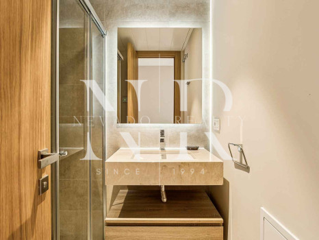 Townhouse in Benahavís with panoramic sea views for sale