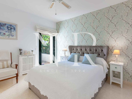Apartment in Capanes del Golf with a large terrace for sale