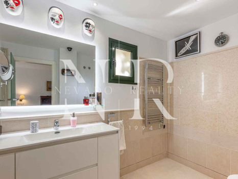 Apartment in Capanes del Golf with a large terrace for sale