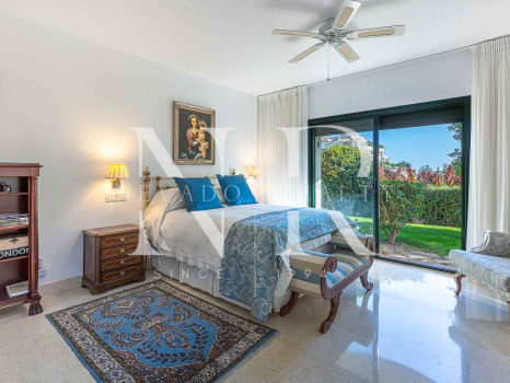 Apartment in Capanes del Golf with a large terrace for sale