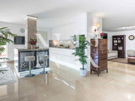Apartment in Capanes del Golf with a large terrace for sale