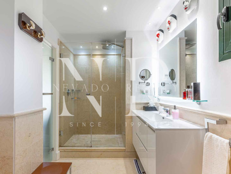 Apartment in Capanes del Golf with a large terrace for sale