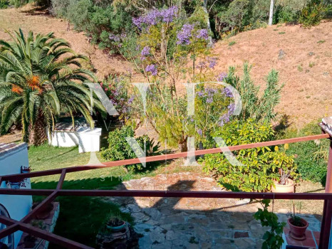 Finca en Casares con autosuficiencia energética en venta