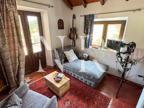 Finca en Casares con autosuficiencia energética en venta