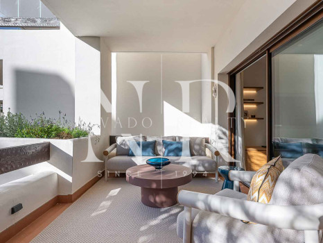 Apartamento en Bahía del Velerín Estepona en primera línea de playa en venta