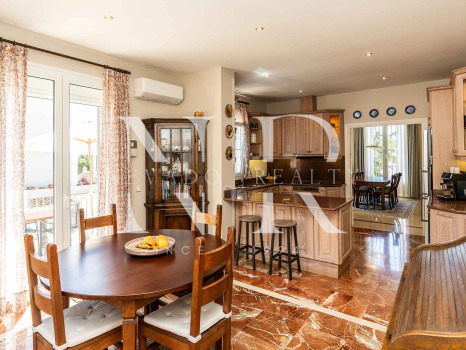 Villa in Sierra Blanca with sea views for sale