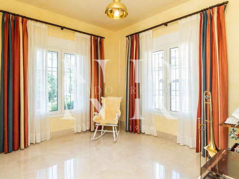 Villa in Sierra Blanca with sea views for sale
