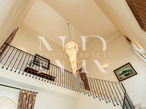Villa in Sierra Blanca with sea views for sale