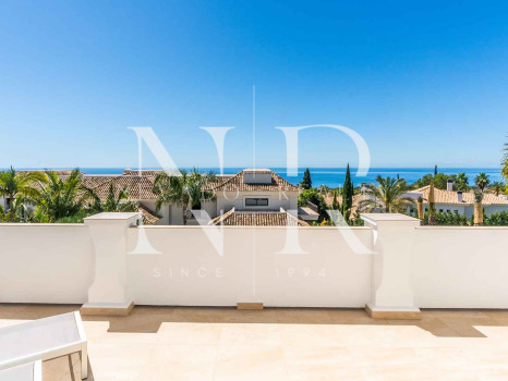 Villa in Sierra Blanca with sea views for sale