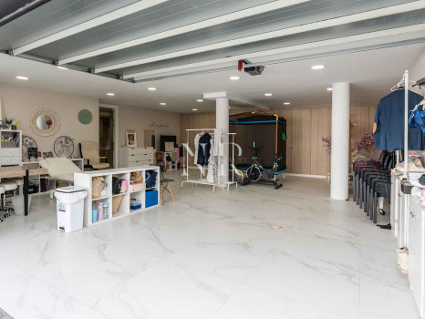 Villa avec vue panoramique sur la mer à El Chaparral à vendre.
