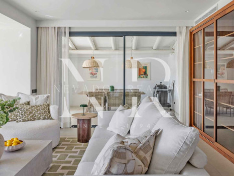 Villa en Nueva Andalucía con vistas al Valle del Golf en venta