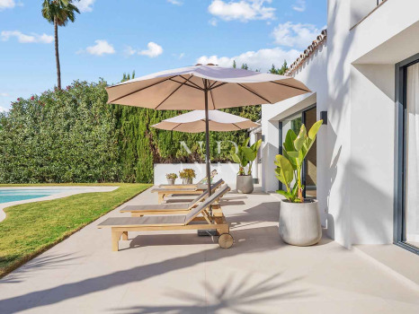 Villa à Nueva Andalucía avec vue sur la Vallée du Golf à vendre