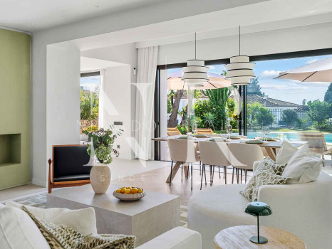 Villa en Nueva Andalucía con vistas al Valle del Golf en venta