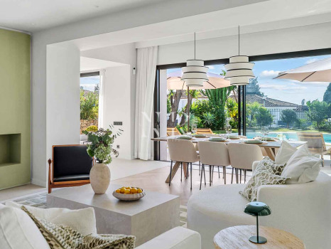 Villa à Nueva Andalucía avec vue sur la Vallée du Golf à vendre