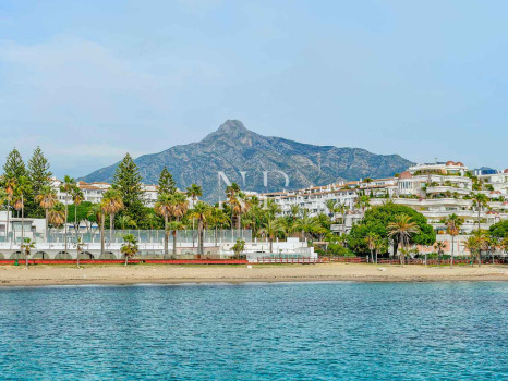 Villa à Nueva Andalucía avec vue sur la Vallée du Golf à vendre
