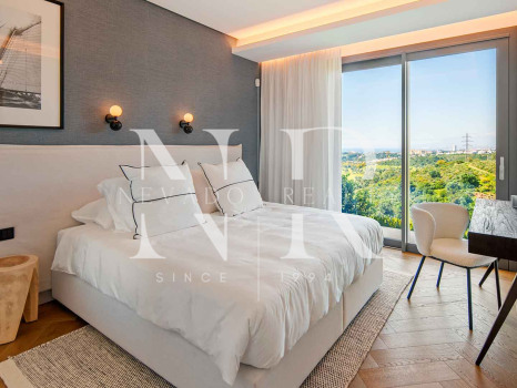 Villa in El Rosario with sea views for sale
