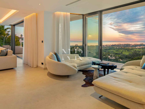 Villa en el Rosario con vista al mar en venta