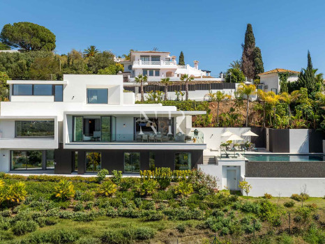 Villa en el Rosario con vista al mar en venta