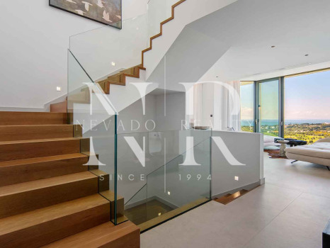 Villa in El Rosario with sea views for sale