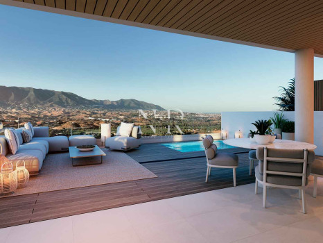 Ático en La Cala Golf Mijas con vistas panorámicas y solárium en venta