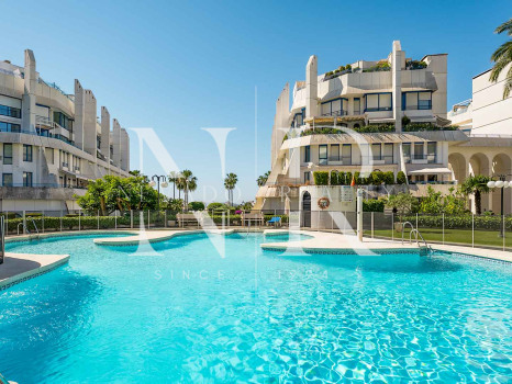 Apartamento con vistas al mar en Marbella House