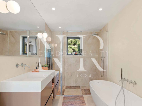 Villa en Las Brisas Nueva Andalucía junto al golf en venta