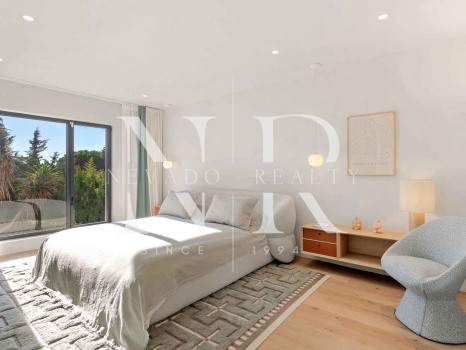 Villa en Las Brisas Nueva Andalucía junto al golf en venta